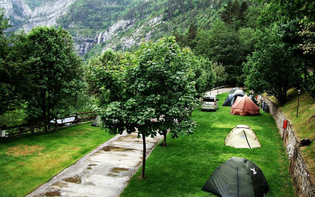 טורלה Camping Valle De Bujaruelo מראה חיצוני תמונה